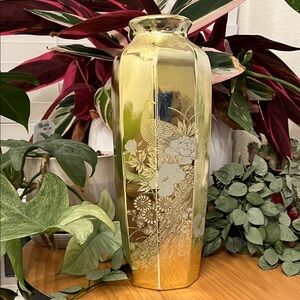 Interpur Vintage Porcelain Peacock Vase Made In Japan Circa 1970’s